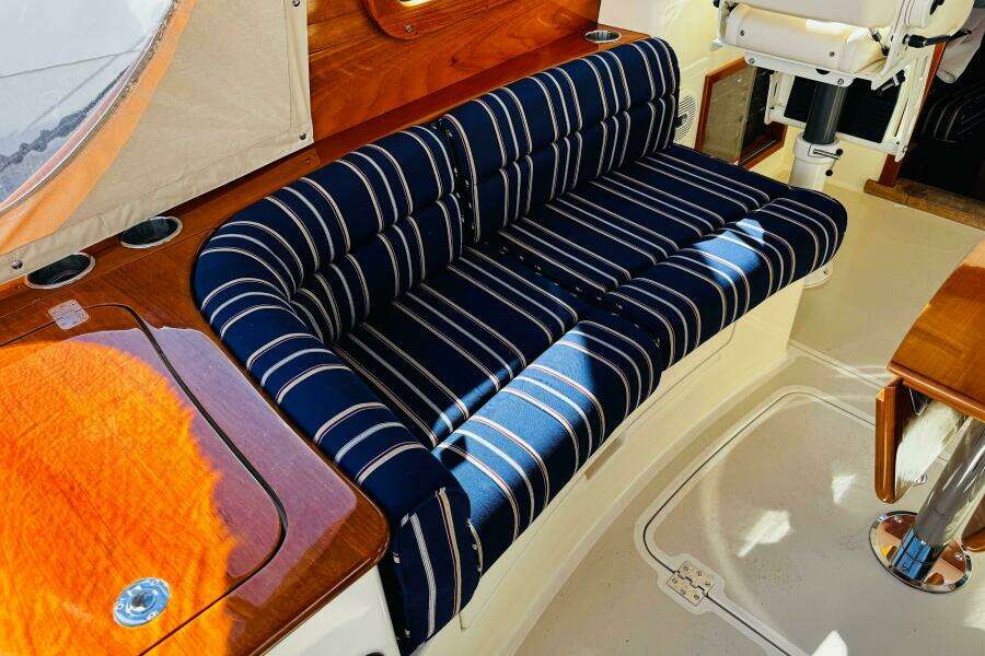 Maverick 37ft Hinckley Yacht For Sale Maverick 37ft Hinckley Yacht For Sale