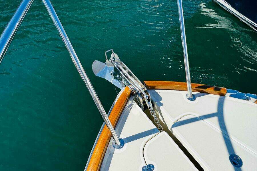 Maverick 37ft Hinckley Yacht For Sale Maverick 37ft Hinckley Yacht For Sale