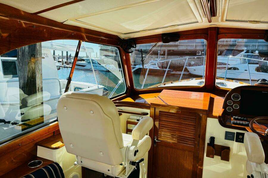 Maverick 37ft Hinckley Yacht For Sale Maverick 37ft Hinckley Yacht For Sale