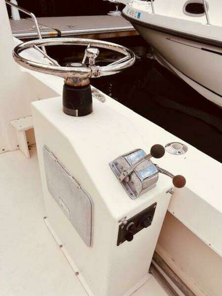 X tra Dry 25ft Parker Yacht For Sale