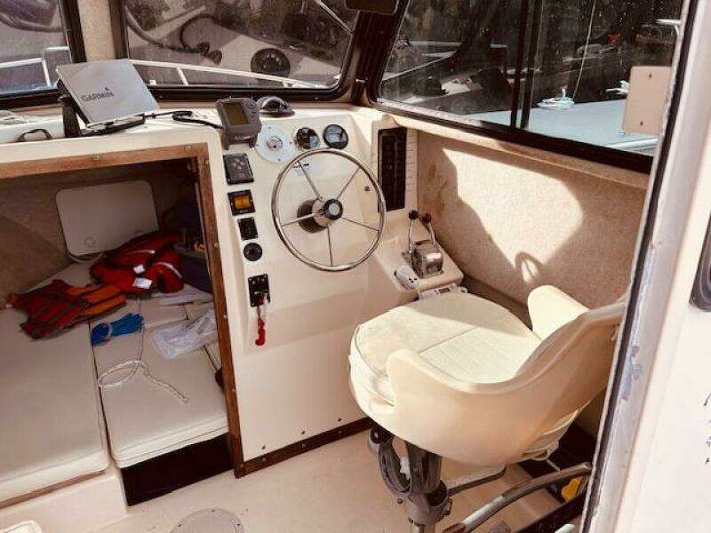 X tra Dry 25ft Parker Yacht For Sale