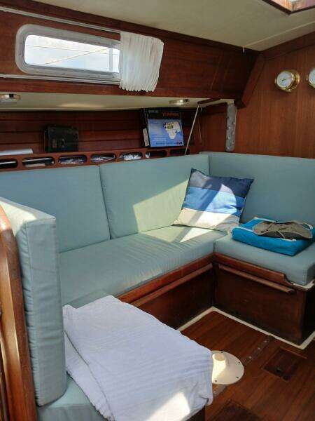 Seven Sinners 30ft Ericson Yacht For Sale