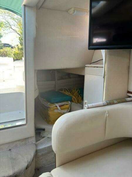 27ft Sea Ray Yacht For Sale