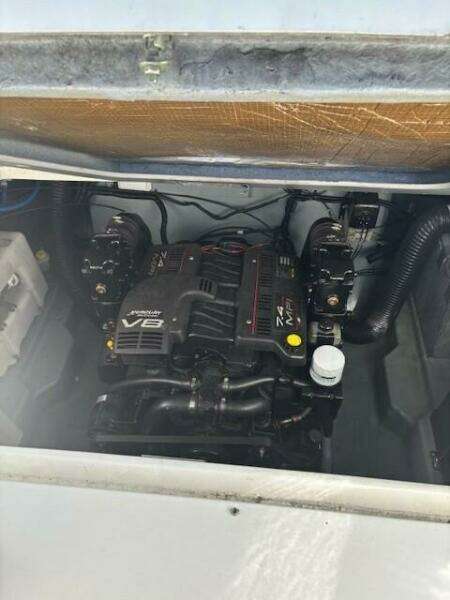 27ft Sea Ray Yacht For Sale