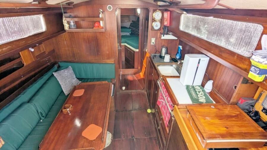 35' 1974 Hallberg-Rassy Rasmus
