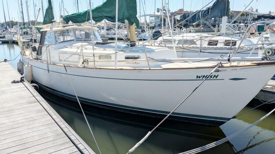 35' 1974 Hallberg-Rassy Rasmus