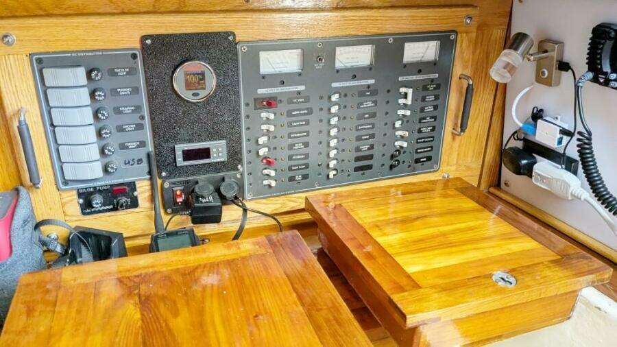 Whish 35ft Hallberg Rassy Yacht For Sale