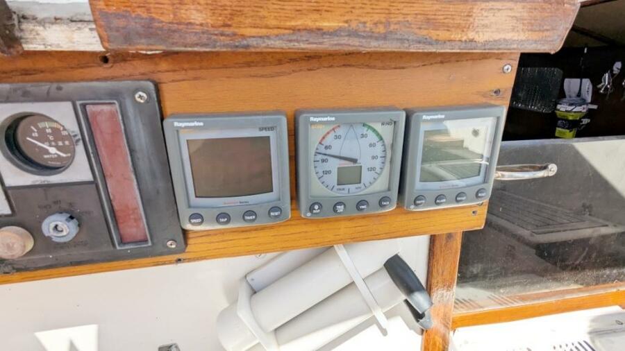 35' 1974 Hallberg-Rassy Rasmus