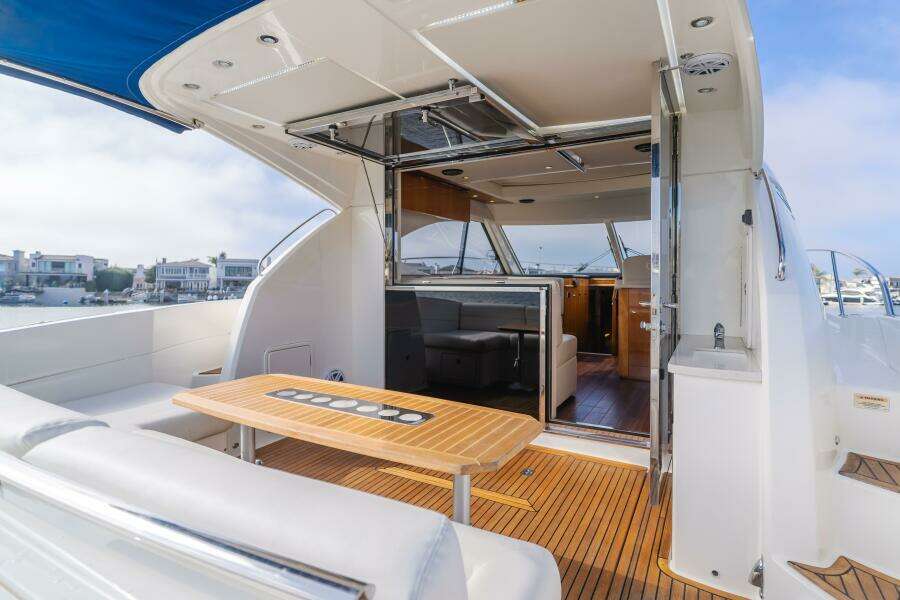No Contingencies 44ft Riviera Yacht For Sale No Contingencies 44ft Riviera Yacht For Sale