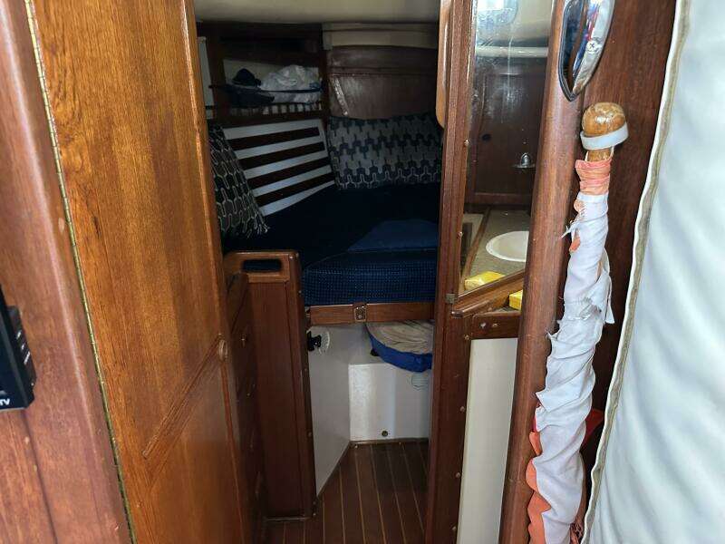Phoenix VII 40ft Hughes Yacht For Sale