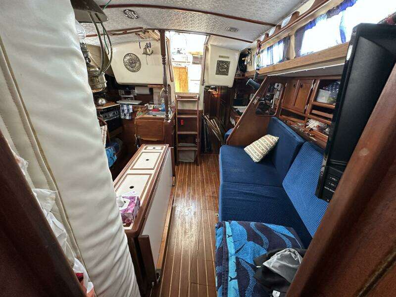 Phoenix VII 40ft Hughes Yacht For Sale