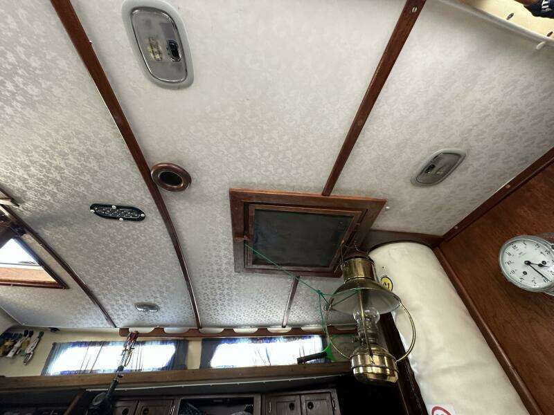 Phoenix VII 40ft Hughes Yacht For Sale