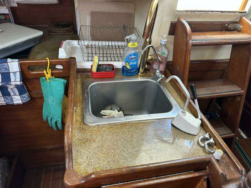 Phoenix VII 40ft Hughes Yacht For Sale