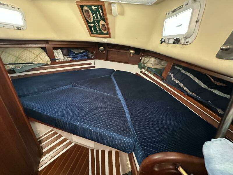 Phoenix VII 40ft Hughes Yacht For Sale
