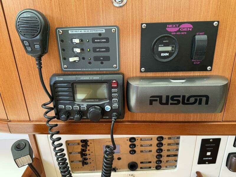 Star Chaser 43ft Beneteau Yacht For Sale