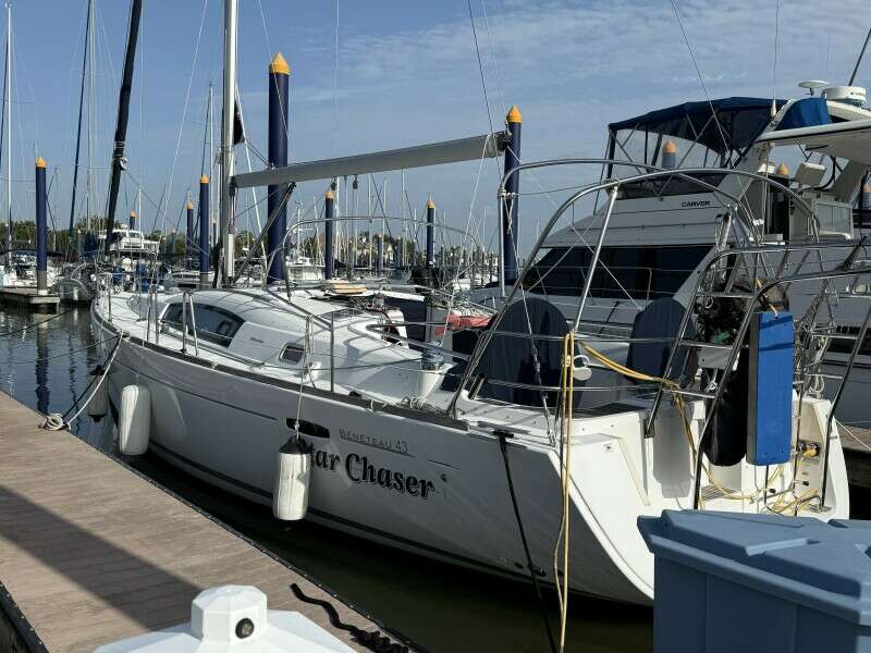 Star Chaser 43ft Beneteau Yacht For Sale