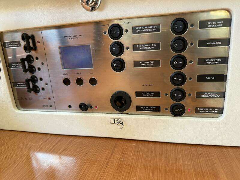 Star Chaser 43ft Beneteau Yacht For Sale