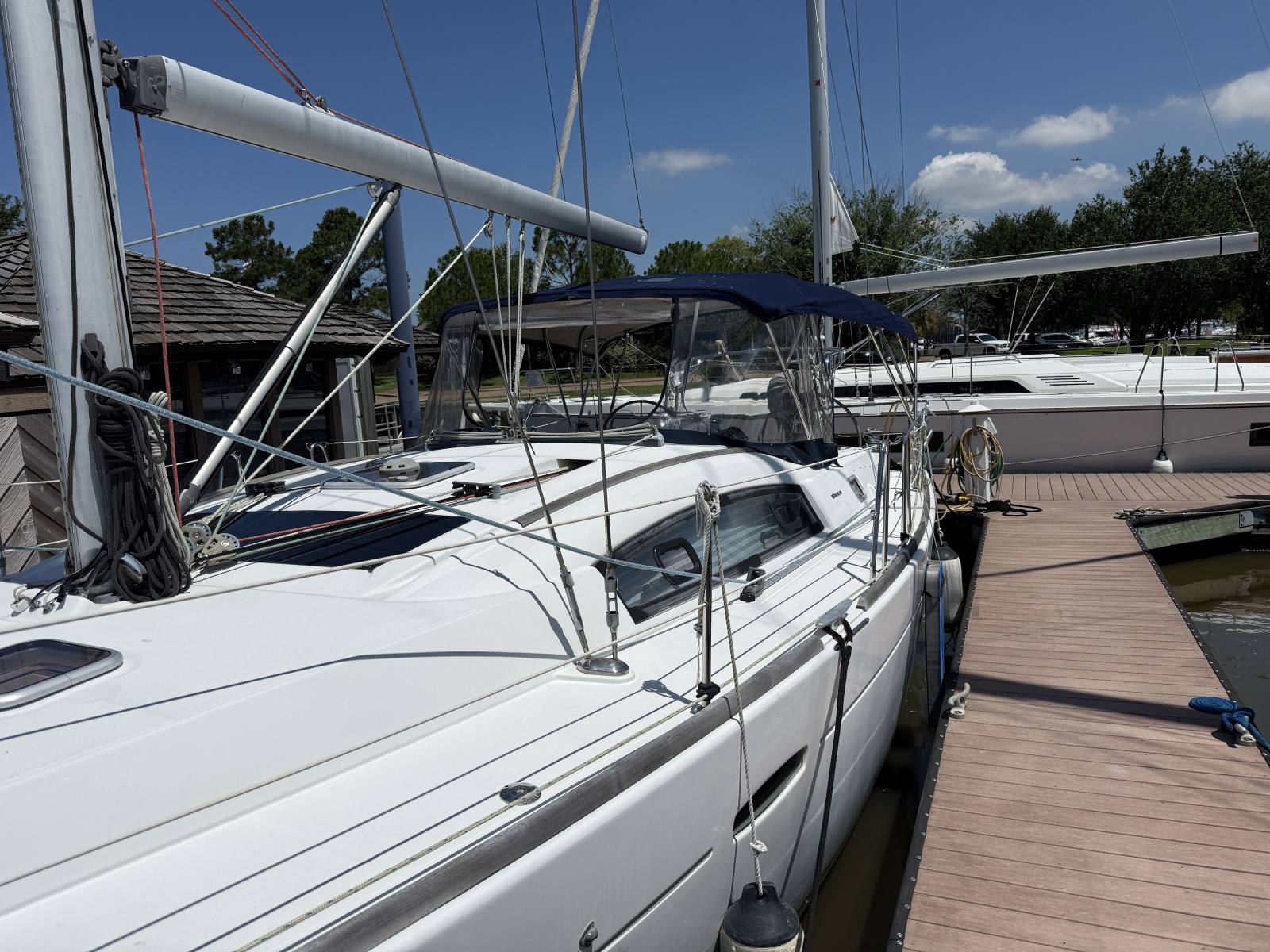 43' 2008 Beneteau Oceanis 43