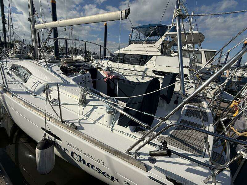Star Chaser 43ft Beneteau Yacht For Sale
