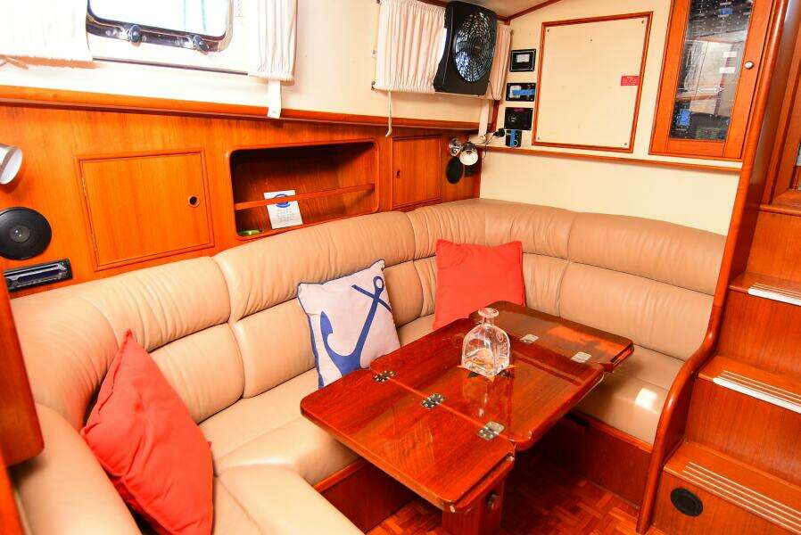38ft Eastbay Yacht For Sale