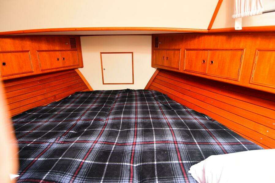 38ft Eastbay Yacht For Sale