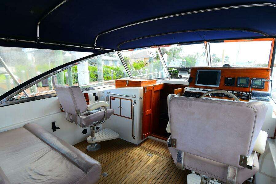 38ft Eastbay Yacht For Sale