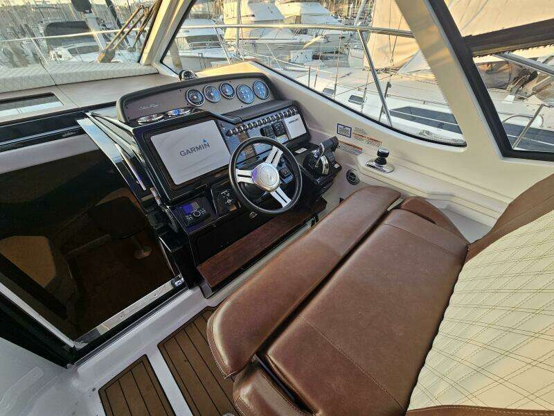 Levon II 35ft Sea Ray Yacht For Sale Levon II 35ft Sea Ray Yacht For Sale