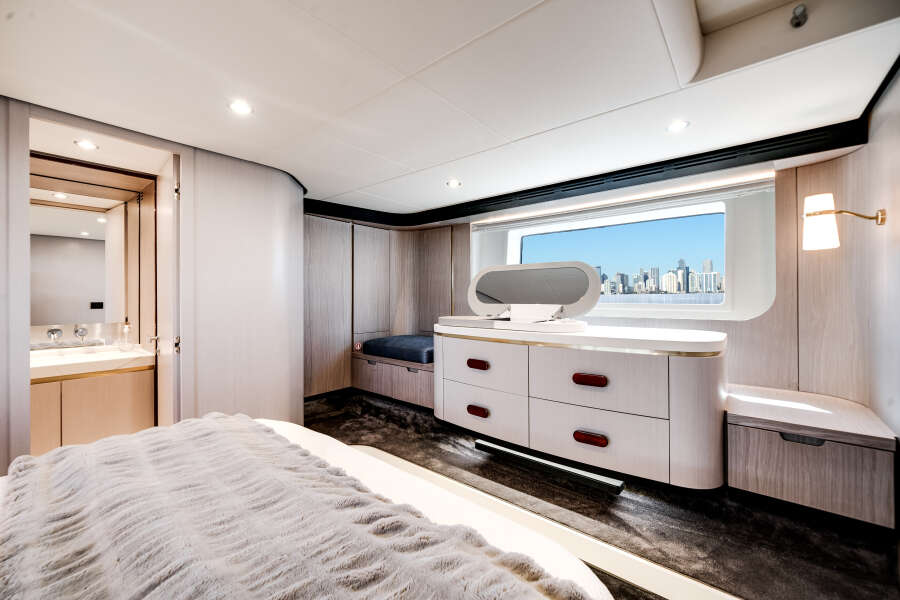 60ft Azimut Yacht For Sale 60ft Azimut Yacht For Sale