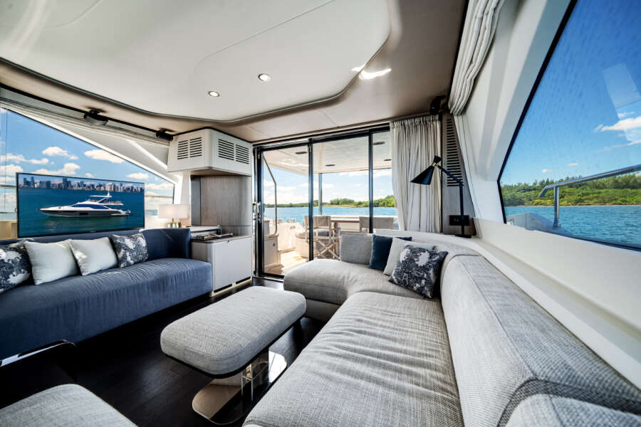 60ft Azimut Yacht For Sale