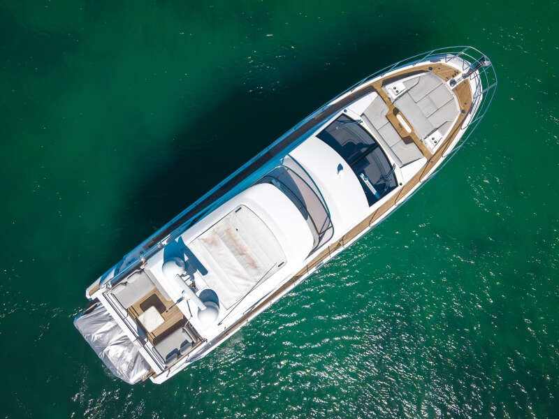 60ft Azimut Yacht For Sale 60ft Azimut Yacht For Sale