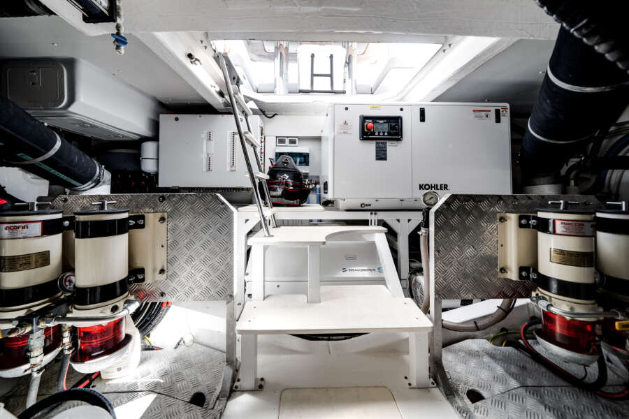 60ft Azimut Yacht For Sale