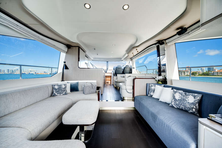 60ft Azimut Yacht For Sale 60ft Azimut Yacht For Sale