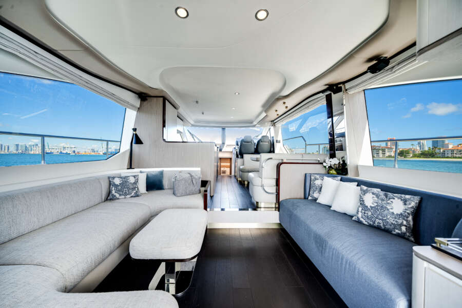 60ft Azimut Yacht For Sale