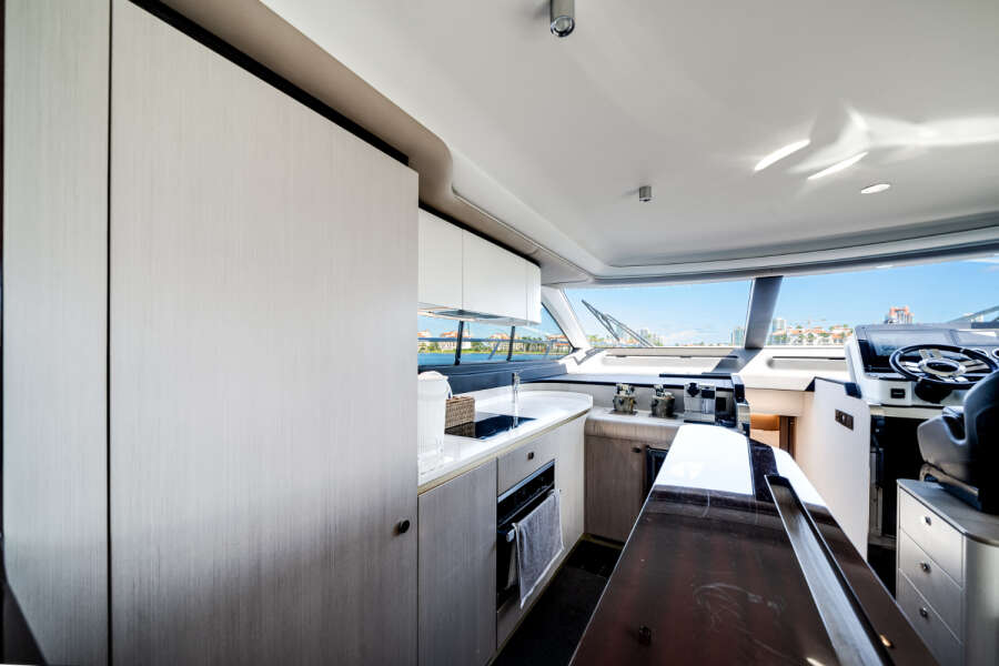 60ft Azimut Yacht For Sale