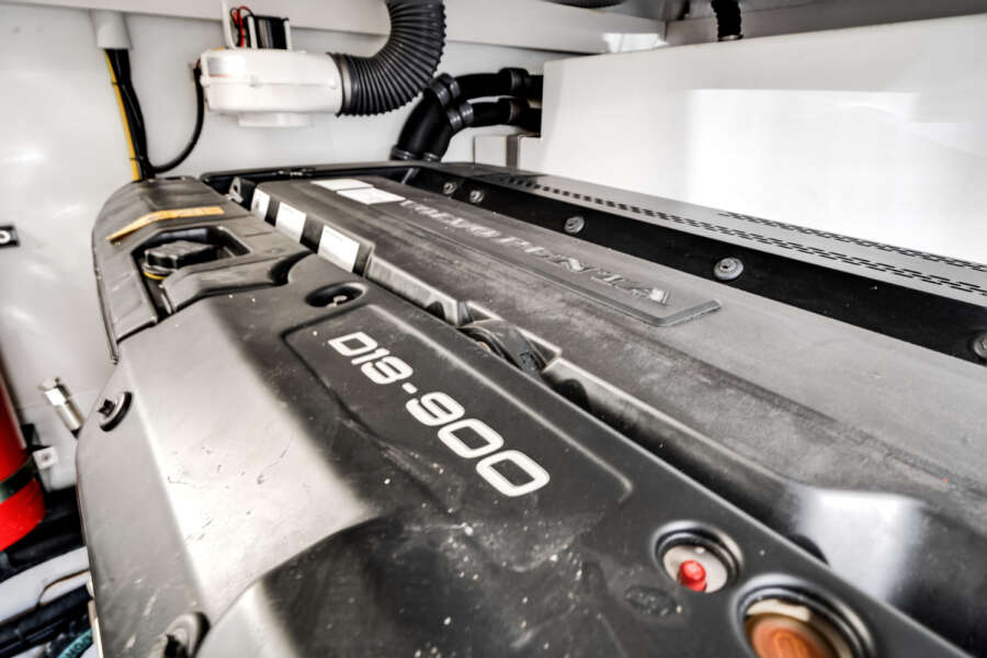 60ft Azimut Yacht For Sale