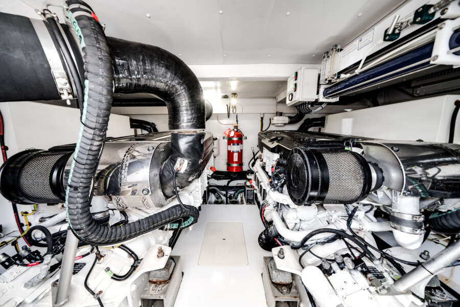 60ft Azimut Yacht For Sale