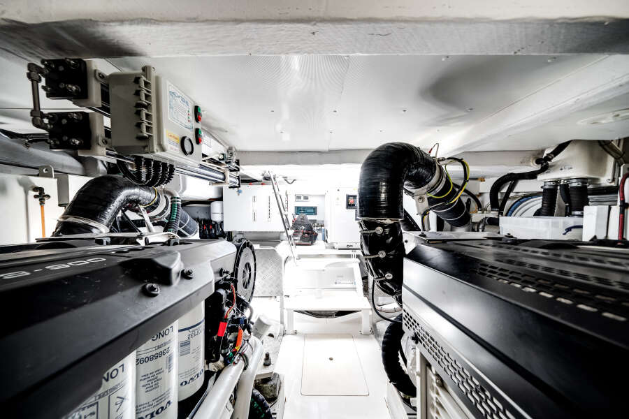 60ft Azimut Yacht For Sale 60ft Azimut Yacht For Sale