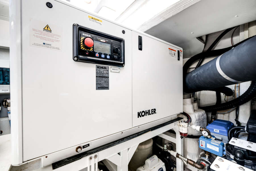 60ft Azimut Yacht For Sale