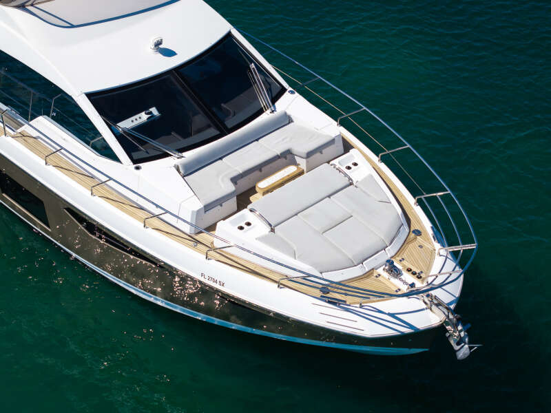 60ft Azimut Yacht For Sale 60ft Azimut Yacht For Sale