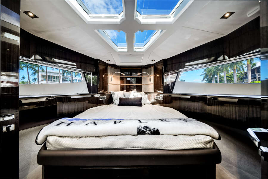 50ft Galeon Yacht For Sale