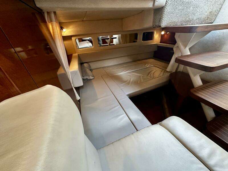 AMBER WAVES 35ft Sea Ray Yacht For Sale