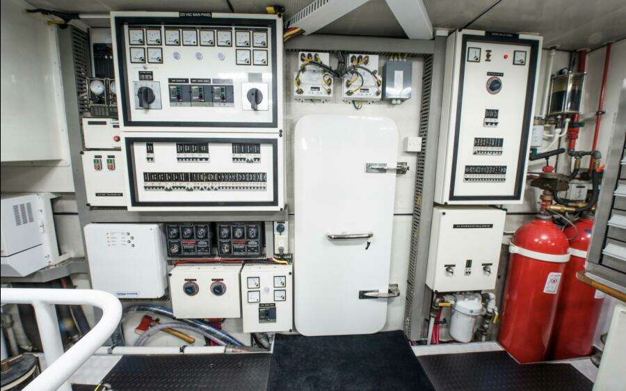 FOOTLOOSE 95ft Cheoy Lee Yacht For Sale