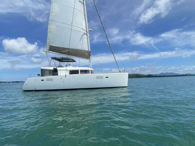 ARN 45ft Lagoon Yacht For Sale ARN 45ft Lagoon Yacht For Sale