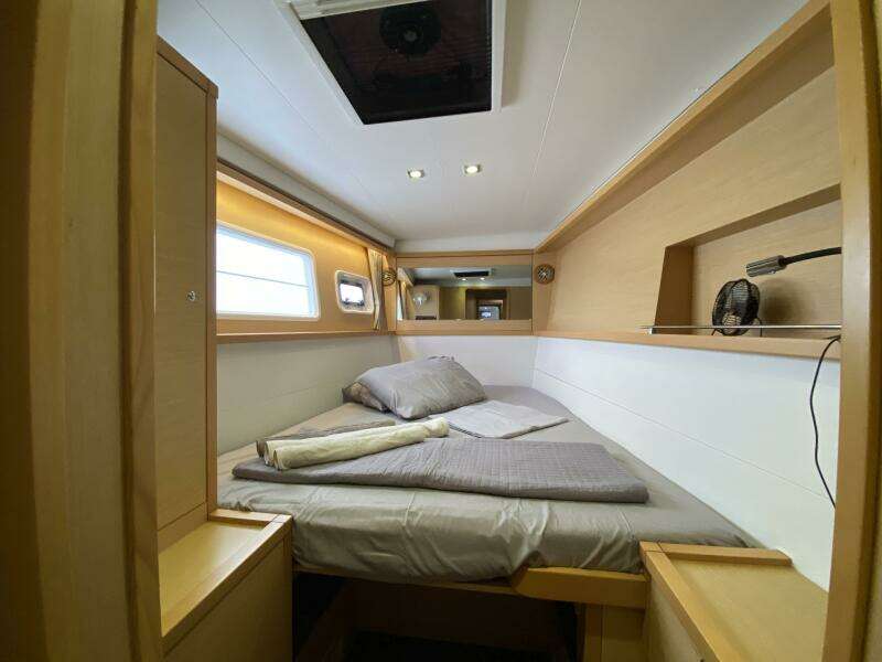 ARN 45ft Lagoon Yacht For Sale ARN 45ft Lagoon Yacht For Sale