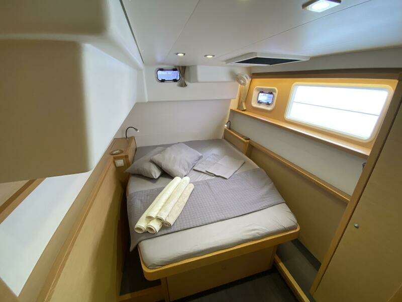 ARN 45ft Lagoon Yacht For Sale ARN 45ft Lagoon Yacht For Sale