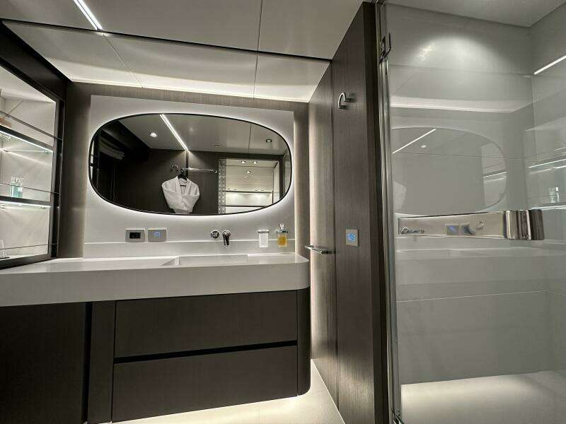 129ft Extra Yachts Yacht For Sale 129ft Extra Yachts Yacht For Sale