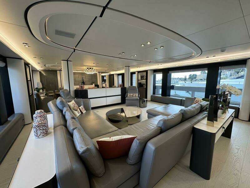 129ft Extra Yachts Yacht For Sale 129ft Extra Yachts Yacht For Sale