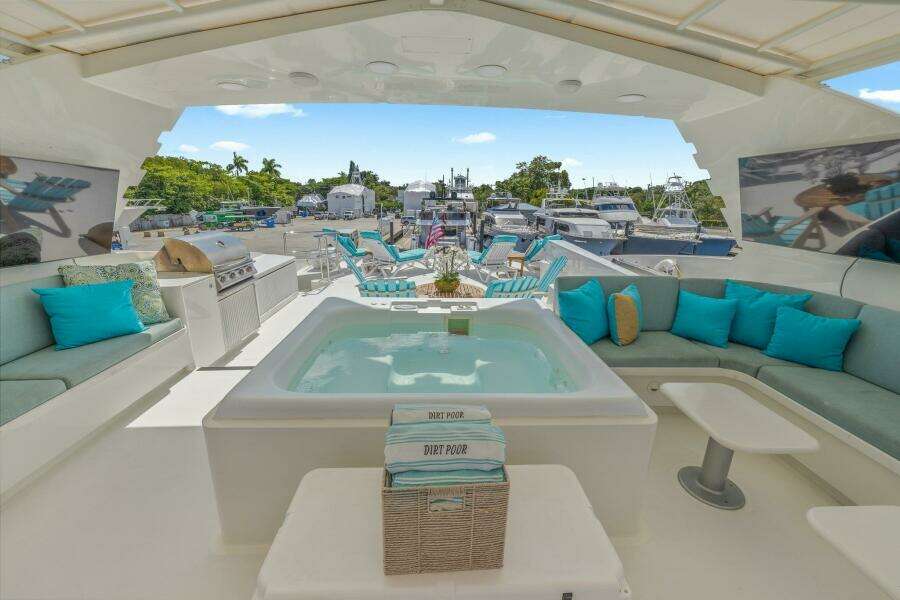 DIRT POOR 118ft Trinity Yachts Yacht For Sale DIRT POOR 118ft Trinity Yachts Yacht For Sale