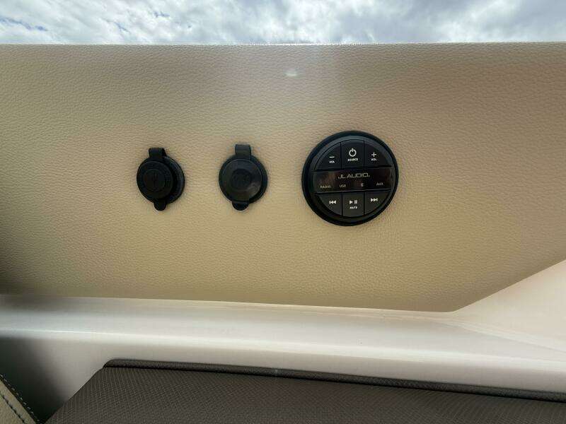 36ft Pursuit Yacht For Sale