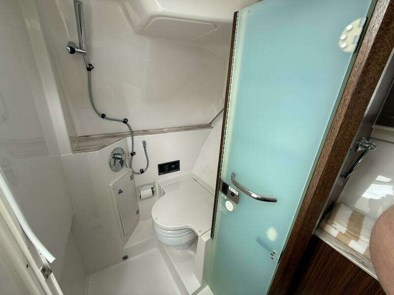 36ft Pursuit Yacht For Sale